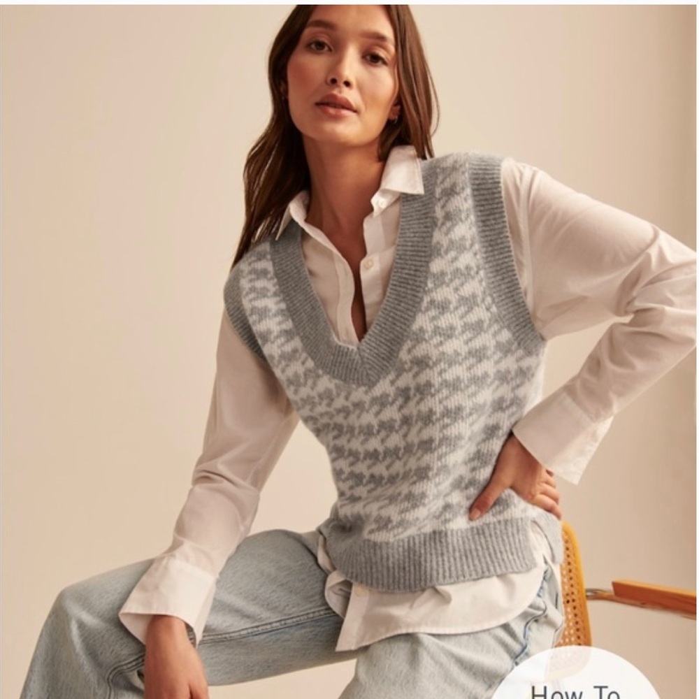 Abercrombie & Fitch Sweater Vest